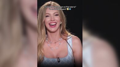 Taylor Mega Ho una fica bellissima