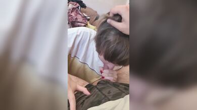 Brava puttanella succhia cosi