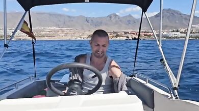 Coppia italiana scopata in barca a pecorina