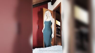 Luiza meravigliosa tettona italiana lo succhia al suo uomo