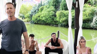 Rocco Siffredi Gangbang con Marika Milani e Malena la pugliese