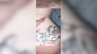 La truce si fa rompere il culo a pecorina OF