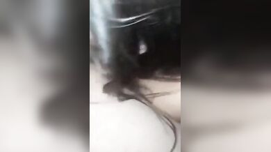 Senti il cappellone duro che ora ti rompe la fica