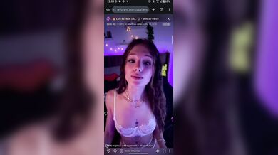 Biondina italiana diretta OF