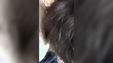 Pompino iovane fidanzata outdoor