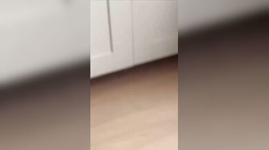 Apri la bocca - Pompino fidanzata 18 enne che ingoia