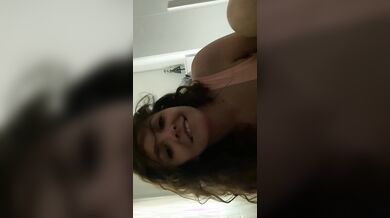 Pompino con ingoio fidazata italiana sialogato