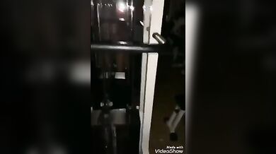 Scopta coppia italiana in palestra