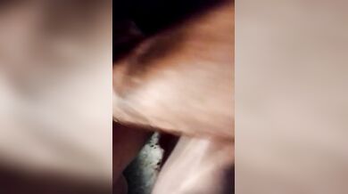 Portata a farsi scopare dal bull nel parcheggio