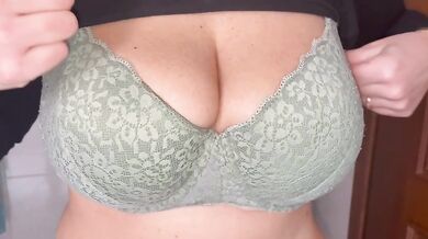 Mia moglie Franca che tettona