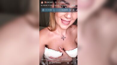 Giulia nuova live hot OF