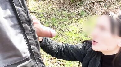 Voglio che mi schizzi tutta la faccia e in bocca