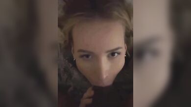 Pompino casalingo fidanzata bionda