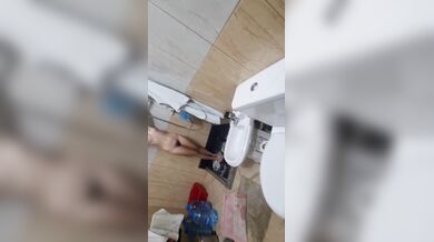 La mia donna che si fa la doccia