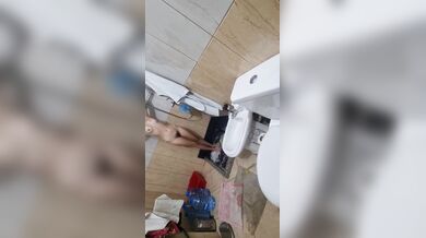 La mia donna che si fa la doccia