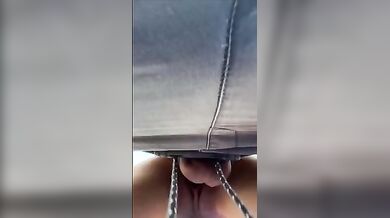 Ti ho portato in un bel posto merito una scopa no?