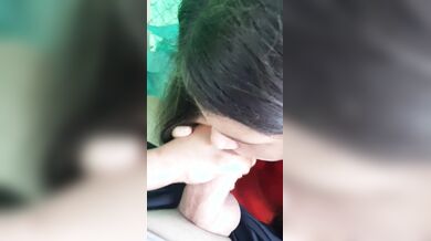 La sua prima sborrata in bocca