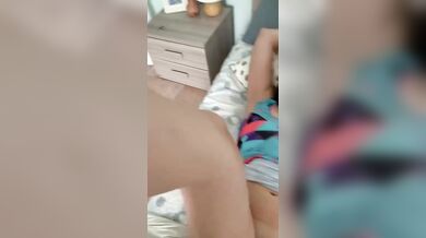 Scopando la mia puttanella con la fica pelosa