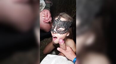 Vediamo chi sborra per primo sono curiosa