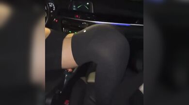 Bcchino in auto fidanzata