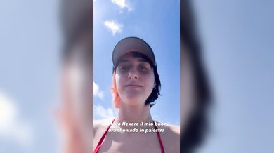 Linda Stabilini in bikini