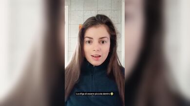 Piccola dentro Arianna Diokano