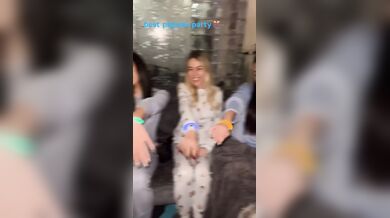 Pigiama party famose onlyfanser italiane