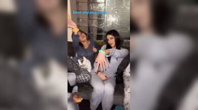 Pigiama party famose onlyfanser italiane