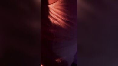 Moglie incinta di 7 mesi si masturba