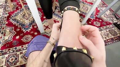 Federica scopata prima della festa in maschera