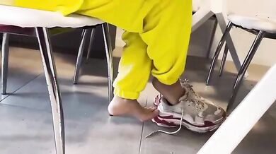 Primo appuntamento con Azzurra Eyes che mi fa un pompino