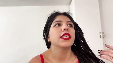 Mi ecciti troppo con le treccine voglio venire almeno tre volte oggi