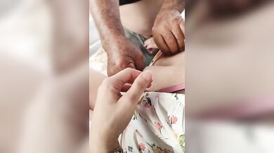 Tettona italiana sega contadino 70 enne in macchina