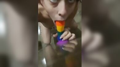 Elena spompina cazzo arcobaleno