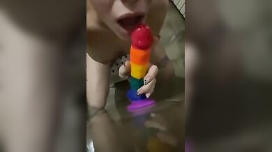 Elena spompina cazzo arcobaleno