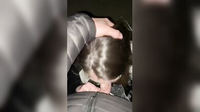 Pompino e sesso all'aperto con fidanzata