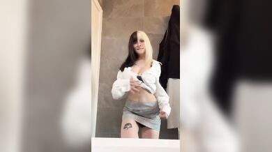 Strip Kamikox onlyfans