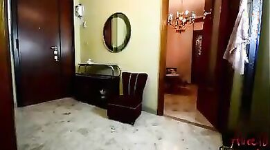 Alice90 scopata dal delivery