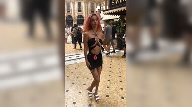 Mooncomelaluna in piazza Duomo