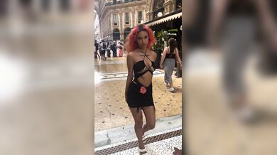 Mooncomelaluna in piazza Duomo