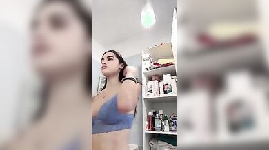 Francesca in reggisteno Bigo live