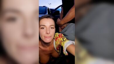 Pompino con ingoio nel parcheggio del super