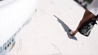 Sfizy esibizionismo in taxi