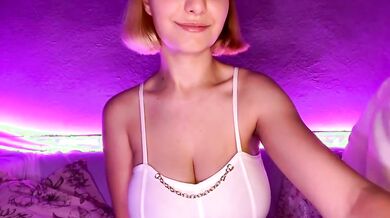 Stefania Meloni esce le tettone OF