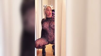 Mami90 tettona italo dominicanta selfie OF