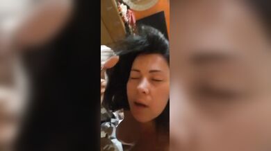 Me lo succhia proprio bene