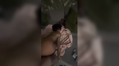 Margot scopata a pecora con plug anale