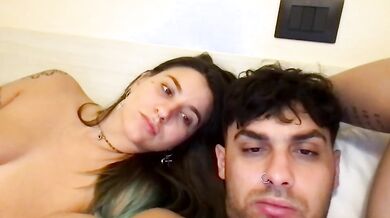 Non so come mai tutti vogliono la mia fica