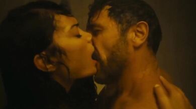 Elodie scene porno nuda dal film Gioco pericoloso