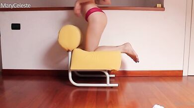 Joi fetish - Ascolta la tua padrona e guardala masturbarsi per te